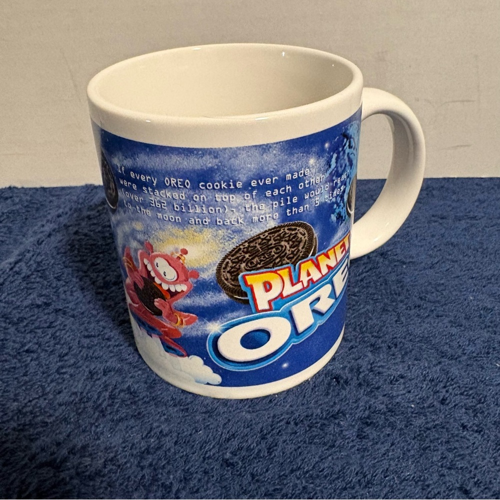 Vtg Planet Oreo Coffee Mug Cup Fun Cookie Facts Blue Space Theme Astronaut Alien